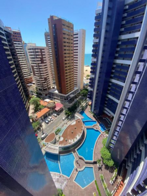 Apartamento Beira Mar 14º andar com 2 Quartos